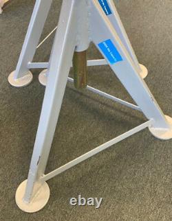 Ame 14985 Jack Stands, 1 Pair, 3 Ton Lift Capacity Per Stand, 33w486, New